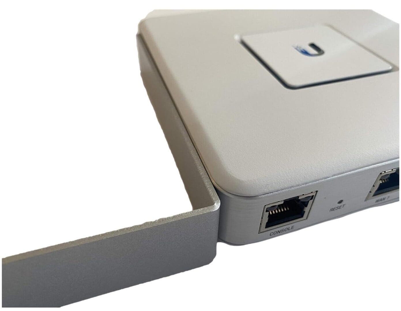 Secure UniFi gateway with VLAN isolation and advanced firewall protection.